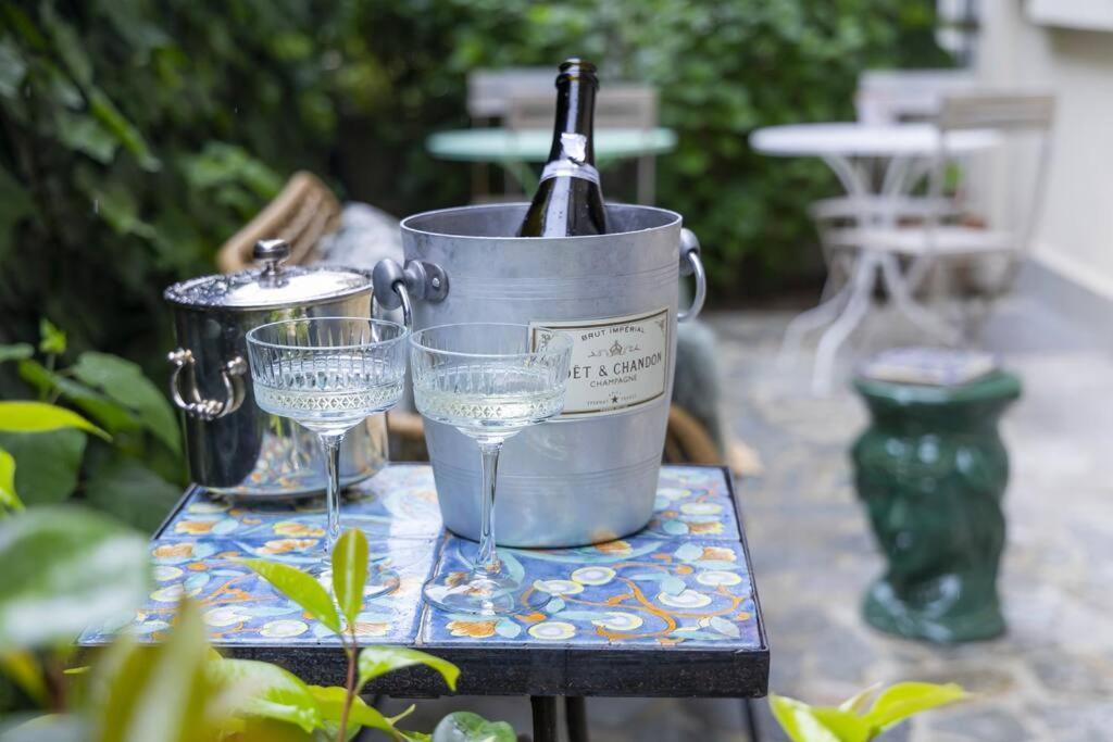 Luxury Bohemian Suite With Private Garden In Milán Exteriér fotografie