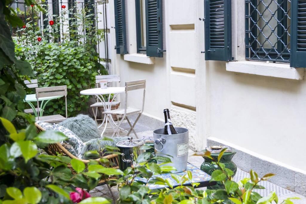 Luxury Bohemian Suite With Private Garden In Milán Exteriér fotografie